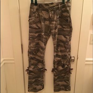Camo cargo pants women